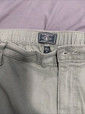G.H. Bass & Co. Olive Green Straight-Leg Pants 16